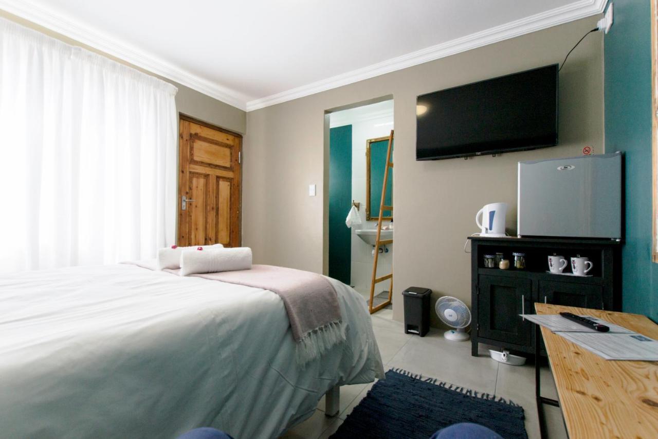 Namibia Nights Accommodation Swakopmund Exterior photo